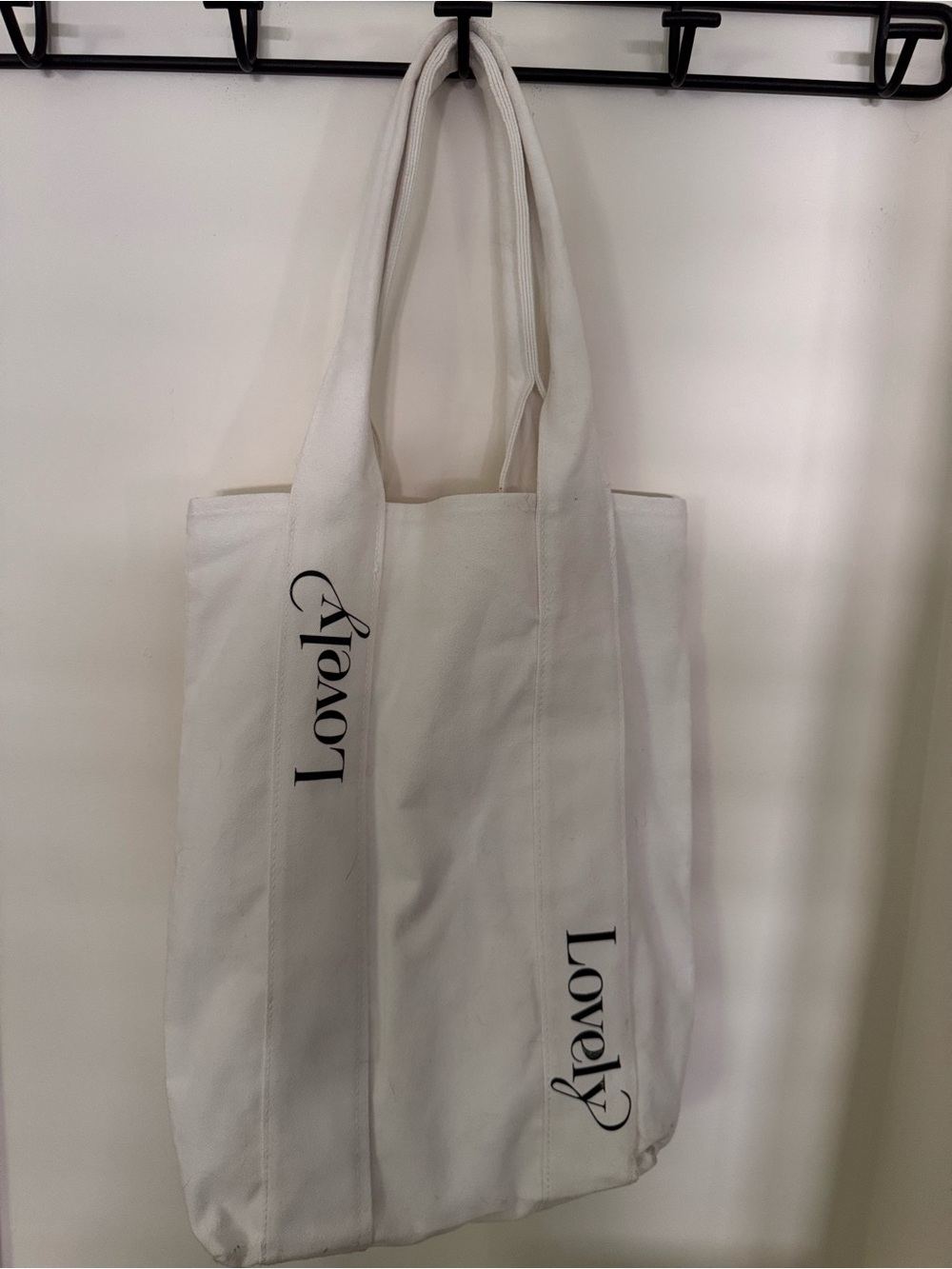White Cotton Tote Bag - Stylish Everyday Carry